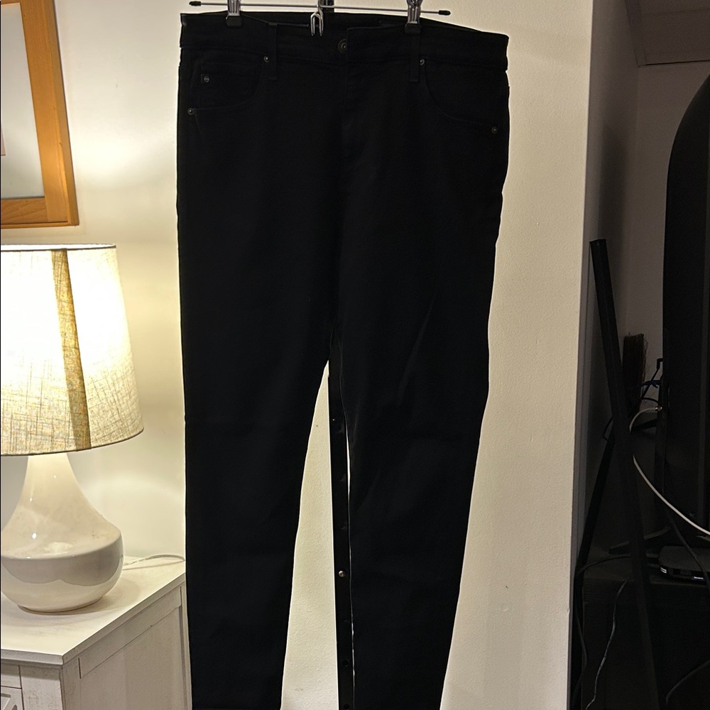 Women's Black Skinny Jeans - Stretch Slim Fit